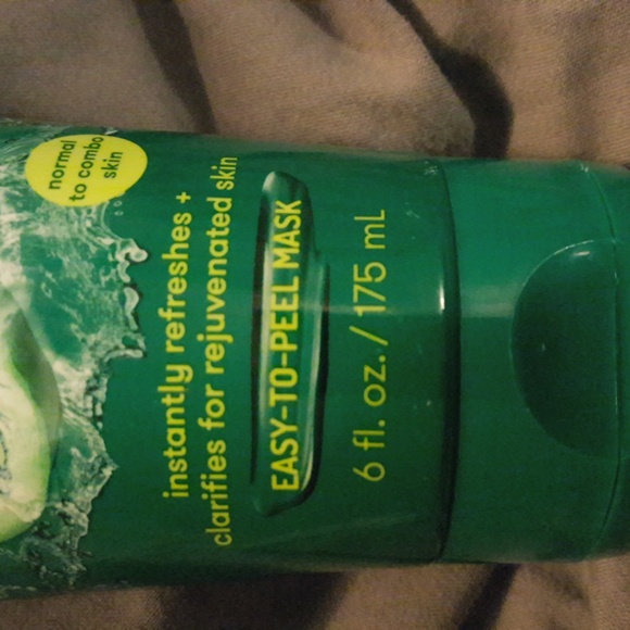 Freeman Renewing Cucumber Peel Off Gel Mask - Picture 3 of 5